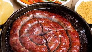 restaurante-liguinca-de-maracaju-prato-linguica-de-maracaju